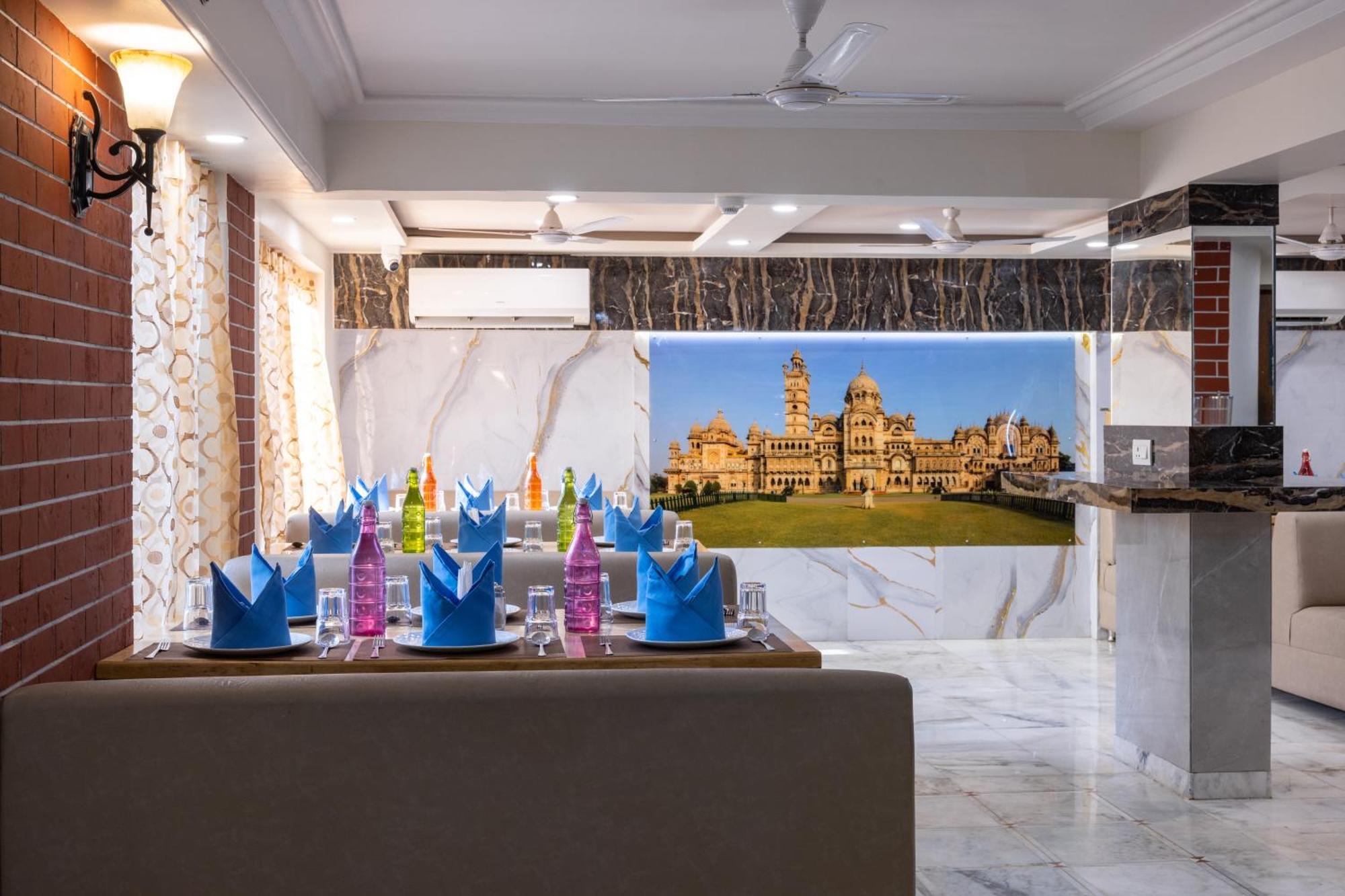 Alba Premier, Vadodara Bagian luar foto